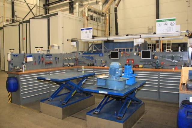 28-januari-bedrijfsbezoek-spit-elektromechanica-gastheer-mark-ent-300 - Afbeelding 19 van 25