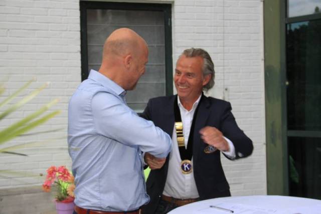 Op een heel goede samenwerking! - Afbeelding 4 van 19