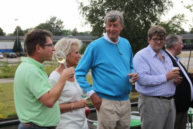 heel-gezellige-bbq-op-partyboat-voorafgaand-aan-zomerreces-108 - Afbeelding 11 van 25