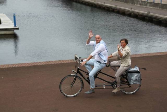heel-gezellige-bbq-op-partyboat-voorafgaand-aan-zomerreces-109 - Afbeelding 12 van 25