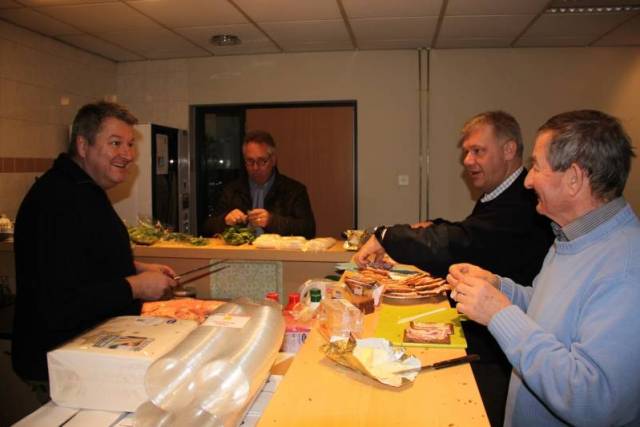 kerstbomen-verkopen-576 - Afbeelding 15 van 31
