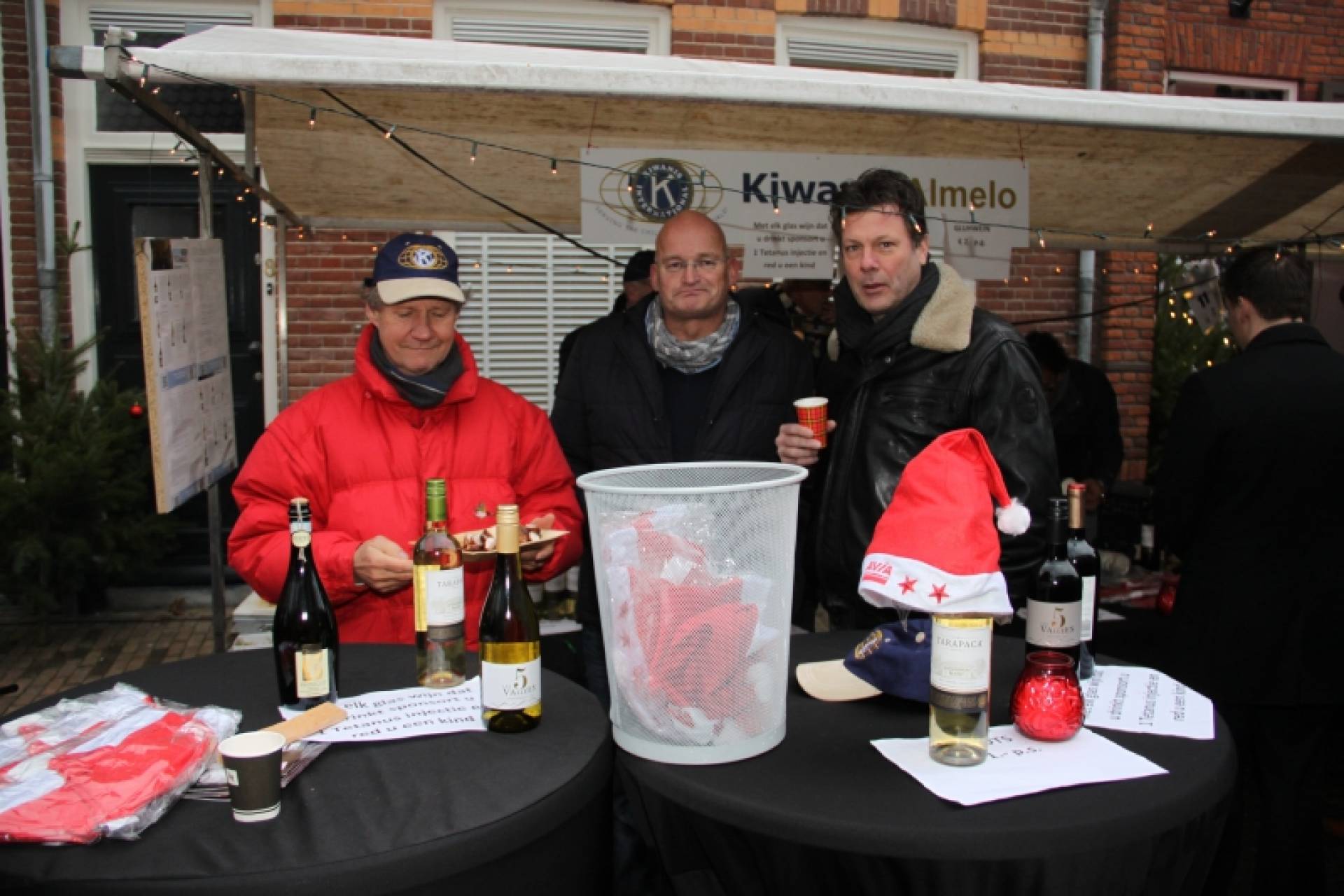 kerstmarkt-2014-zondag-21-december-in-het-historische-stadscentrum-van-almelo-doelenstraatmolenstraat-en-kerkpleinoranjestraat-262