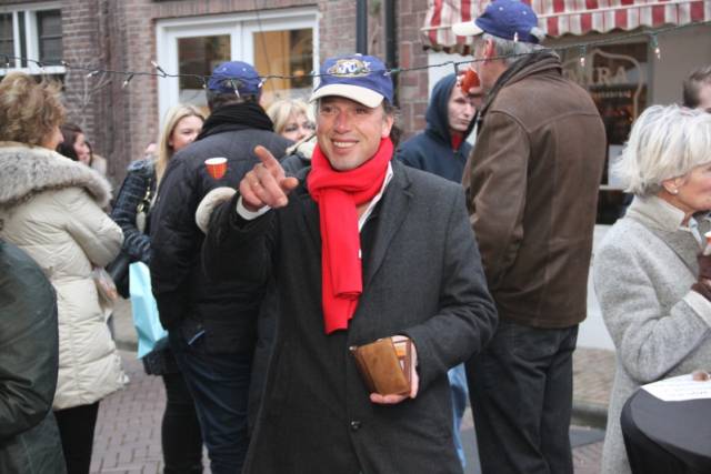 kerstmarkt-2014-zondag-21-december-in-het-historische-stadscentrum-van-almelo-doelenstraatmolenstraat-en-kerkpleinoranjestraat-277 - Afbeelding 17 van 18