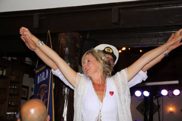 lustrumweekend-wat-een-feest-1073 - Afbeelding 201 van 214