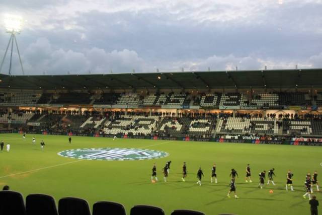 op-bezoek-bij-heracles-almelo-531 - Afbeelding 15 van 27