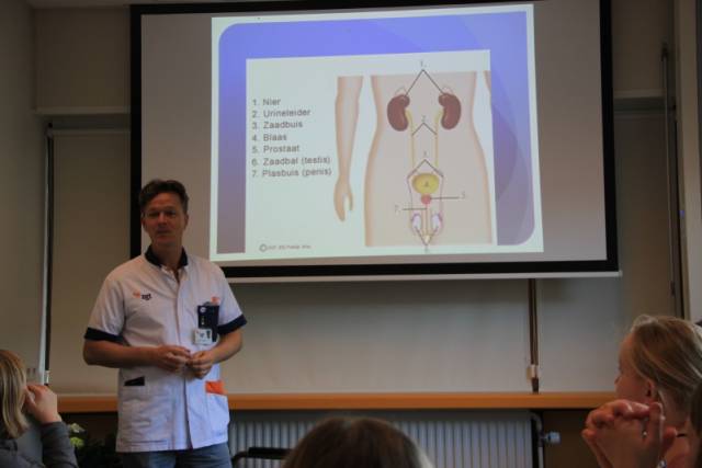 toppers-op-bezoek-bij-urologie-632 - Afbeelding 1 van 17