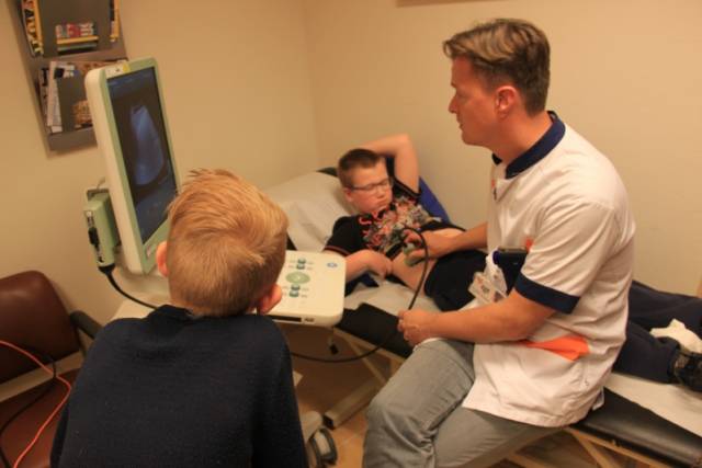 toppers-op-bezoek-bij-urologie-635 - Afbeelding 17 van 17