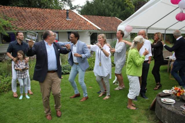 zomerbarbecue-bij-guido-en-annemieke-1349 - Afbeelding 44 van 79