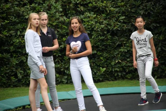 zomerbarbecue-bij-guido-en-annemieke-1356 - Afbeelding 50 van 79