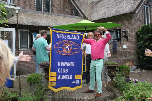 zomerbarbecue-bij-guido-en-annemieke-1370 - Afbeelding 64 van 79