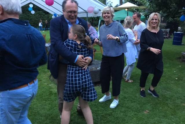 zomerbarbecue-bij-guido-en-annemieke-1383 - Afbeelding 77 van 79