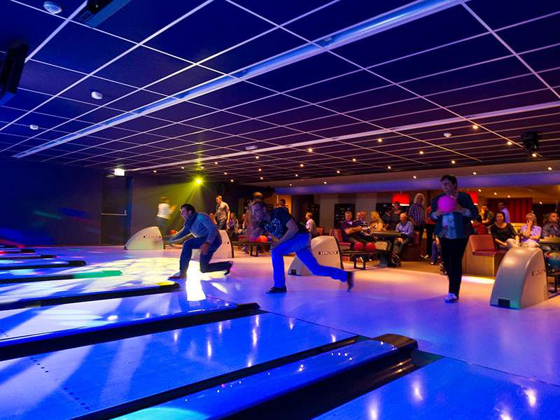 /imagecache/lg/uploads/2025/08/bowling.jpg